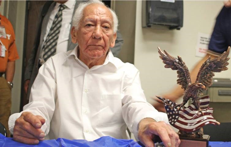 D.Rodriguez.jpg